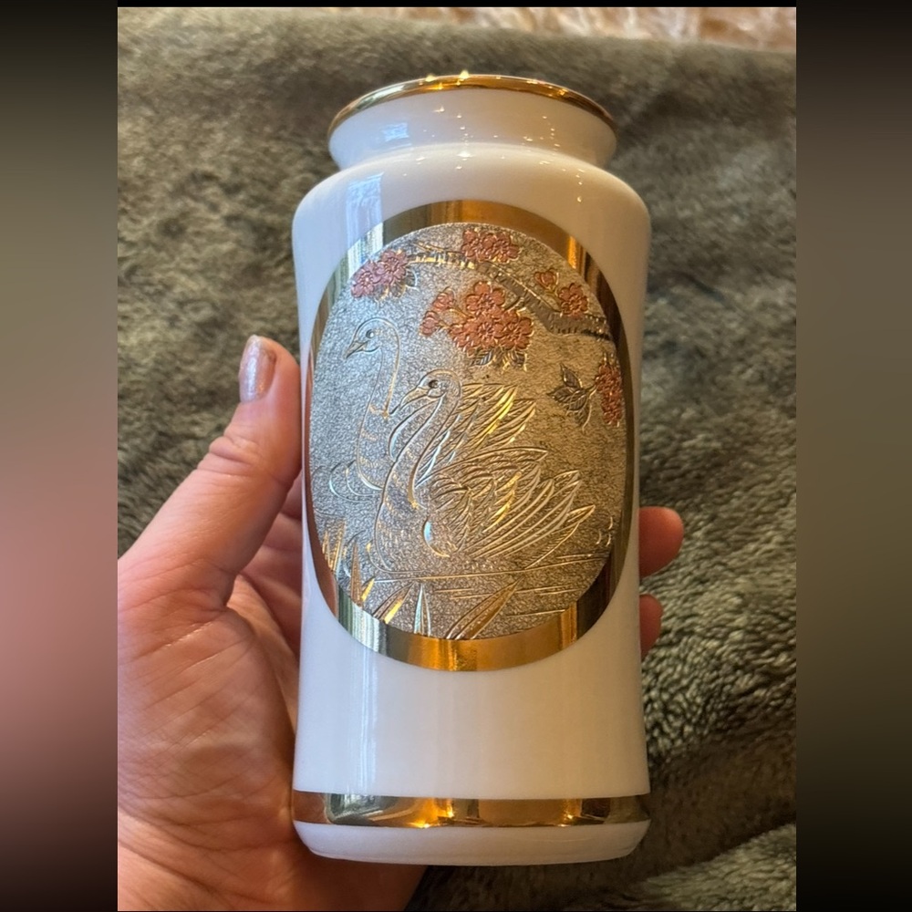 VINTAGE Japanese Chokin Art Vase • 24K Gold Swan Relief • Porcelain • EUC - Picture 3 of 15